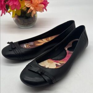Born Black Women's Flats with Bow Detail Size 11 BFL9070C